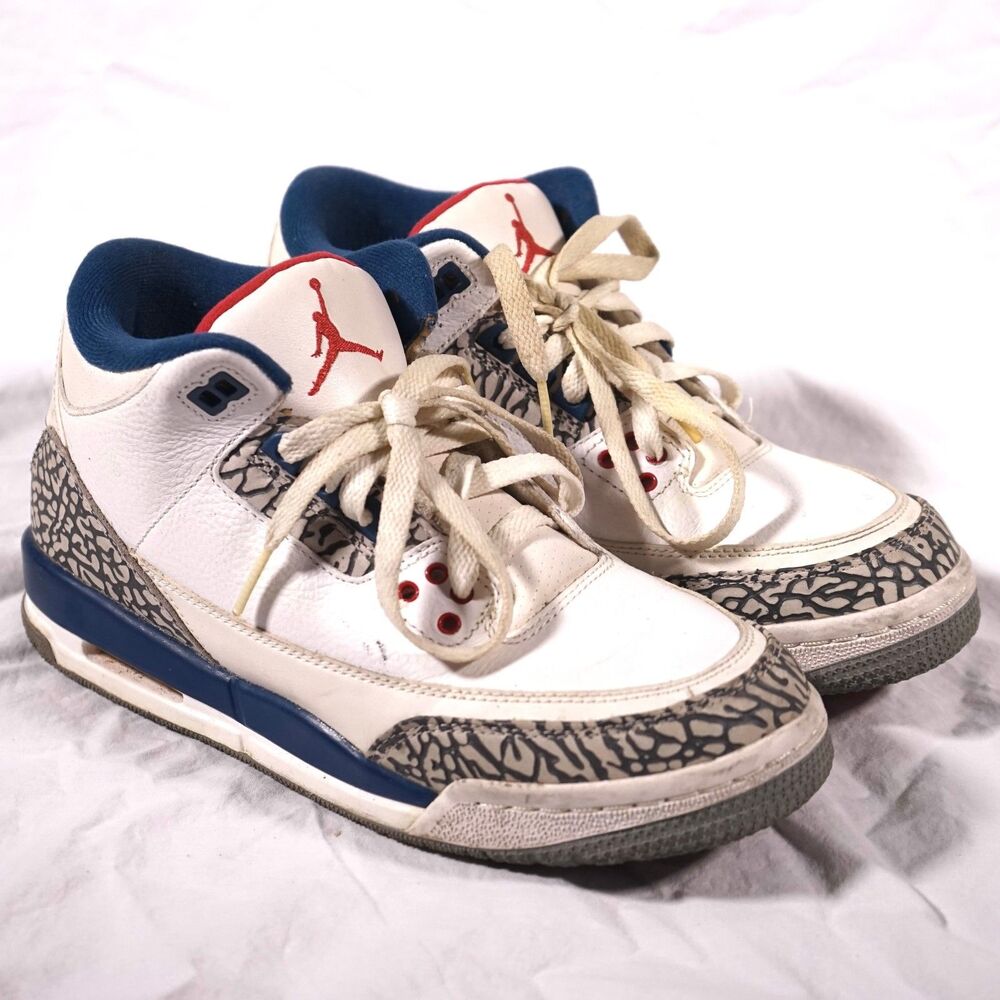 Size 5.5 (GS) - Jordan 3 Retro OG 2016 Mid True Blue